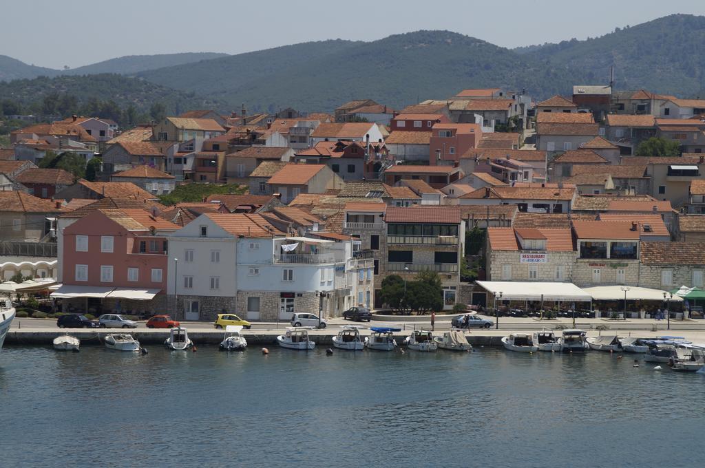 Hotel Posejdon Vela Luka Exterior photo